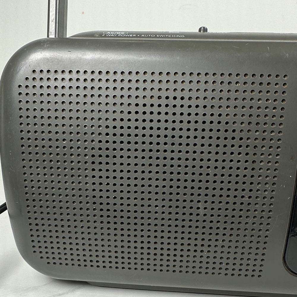 Vintage GE 2 Way power AM/FM Radio 24hourweather portable receiver TV sound 4b - Picture 3 of 15